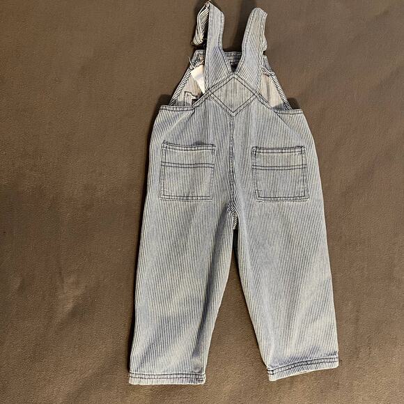 Y2K Thomas The Tank Engine Overalls Boys 2T Blue Stripe Train 2007 Embroidered - Picture 6 of 6